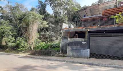 Sobrado com 3 quartos à venda em Barreiro - SP