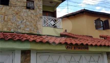 Sobrado com 3 quartos à venda em Gopoúva - SP