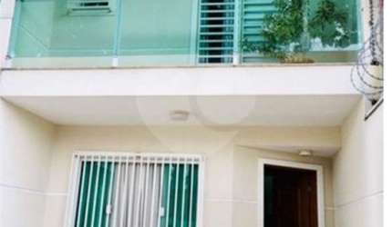 Sobrado com 3 quartos à venda em Vila Constança - SP