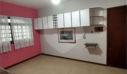 Casa com 3 quartos à venda em Vila Albertina - SP