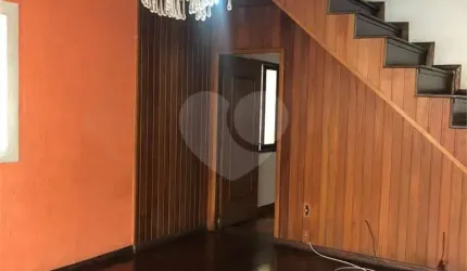 Sobrado com 3 quartos à venda em Centro - SP