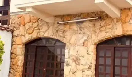 Sobrado com 3 quartos à venda em Barreiro - SP
