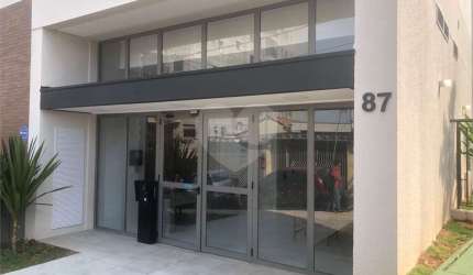 Apartamento à venda em Parada Inglesa - SP