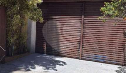 Prédio inteiro à venda ou para locação em Vila Romana - SP