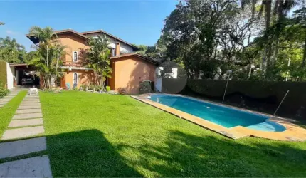 Condomínio com 3 quartos à venda em Caraguatá - SP