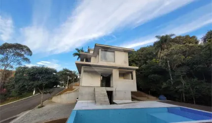 Condomínio com 6 quartos à venda em Roseira - SP