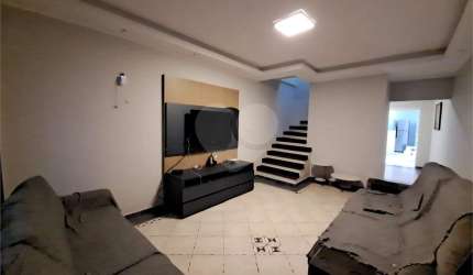 Casa com 3 quartos à venda em Ferreira - SP