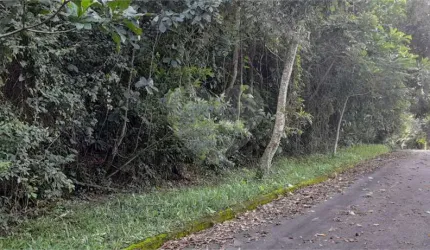 Condomínio à venda em Caraguatá - SP