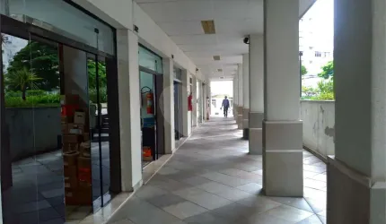Salas à venda ou para locação em Liberdade - SP