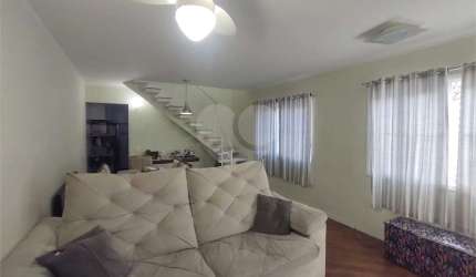 Casa com 3 quartos à venda em Jardim Mangalot - SP