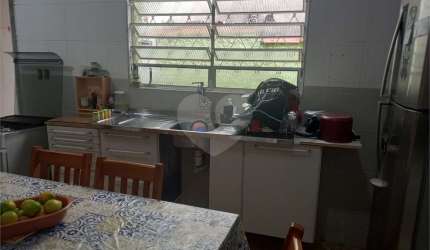 Casa térrea com 3 quartos à venda em Vila Vitório Mazzei - SP