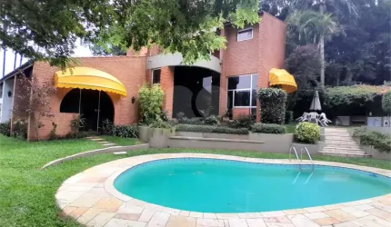 Condomínio com 3 quartos à venda em Caraguatá - SP