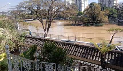 Sobrado com 4 quartos à venda em Vila Rosália - SP