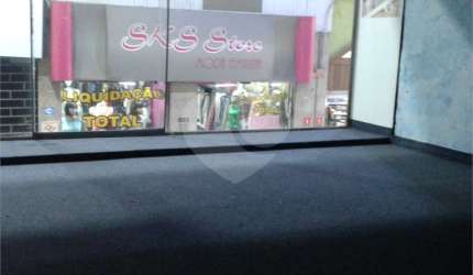 Salão Comercial à venda em Santana - SP