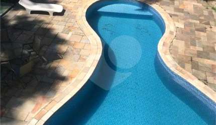 Sobrado com 4 quartos à venda ou para locação em Roseira - SP
