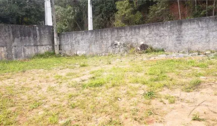 Terreno à venda em Caraguatá - SP