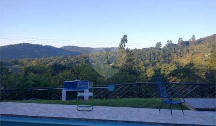 Casa com 3 quartos à venda ou para locação em Juqueri Mirim - SP