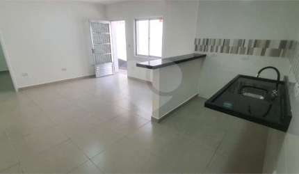 Casa de vila com 3 quartos à venda em Vila Paulicéia - SP