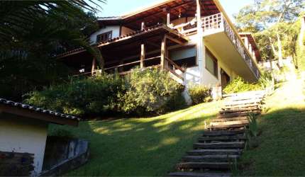Casa com 4 quartos à venda ou para locação em Roseira - SP