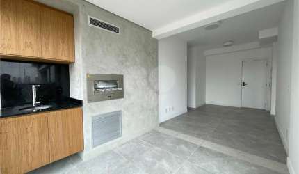Apartamento com 2 quartos à venda ou para locação em Perdizes - SP