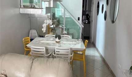 Sobrado com 3 quartos à venda em Vila Constança - SP