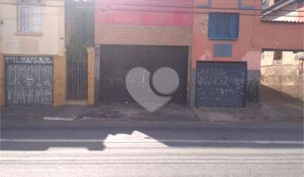 Prédio inteiro à venda em Santana - SP
