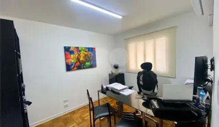 Casa à venda ou para locação em Vila Sofia - SP