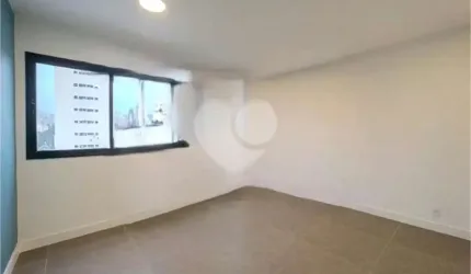 Apartamento com 2 quartos à venda em Bela Vista - SP