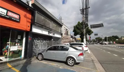 Prédio inteiro à venda em Carandiru - SP