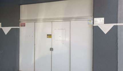 sala comercial para locação no Conj. Hab. Joao de Barro Thais