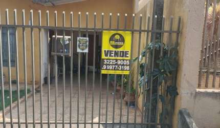 CASA NO CONJUNTO RESIDENCIAL REQUIÃO!