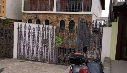 Sobrado com 3 dormitórios à venda, 210 m² por R$ 800.000 - Parque Maria Domitila - São Paulo/SP