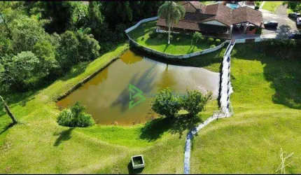 Sítio com 12 dormitórios à venda, 45000 m² por R$ 2.800.000,00 - Centro - São Lourenço da Serra/SP