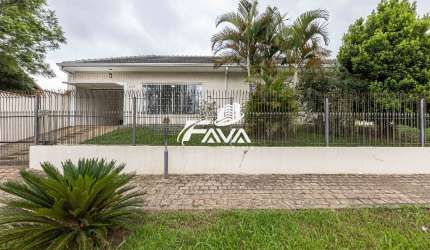 Casa Térrea 3 quartos 1 suíte 2 vagas de garagem no Butiatuvinha - Curitiba/PR