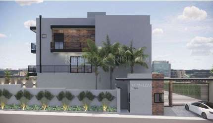 Sobrado triplex com piscina!