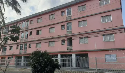 APTO 2 DORMITÓRIOS À 400 METROS DA PRAIA