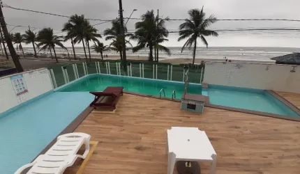 APTO 2 DORMITÓRIOS COM VISTA PARA O MAR