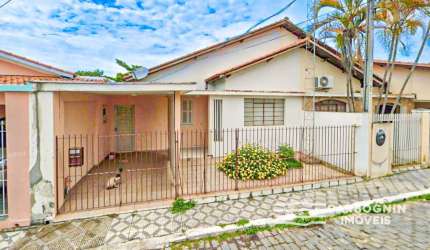 Casa a Venda na Vila Pantaleão em Caçapava