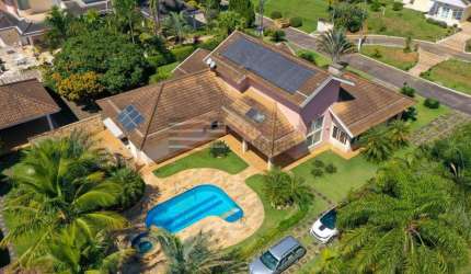 Casa em condomínio a Venda no Residencial Pinheiros em Caçapava