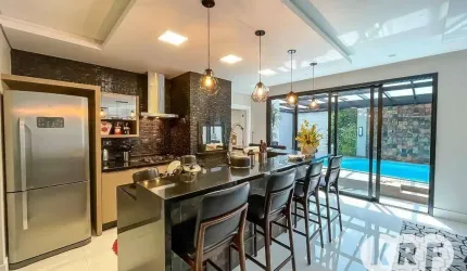 Sobrado com 5 dormitórios à venda, 424 m² por R$ 4.790.000,00 - São Pedro - São José dos Pinhais/PR