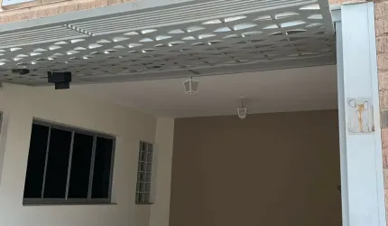 Casa para LOCAÇÃO (Moradia ou Comercial), no Centro, com 3 quartos, 3 wc, 2 gar