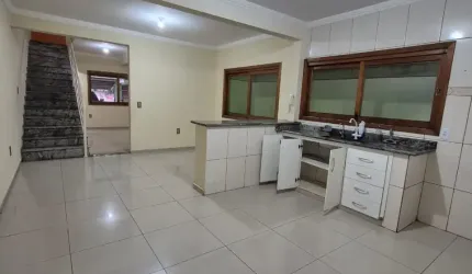 Locação Excelente Casa com 3 quartos,  3 banheiros,  4 vagas Jd. Recreio
