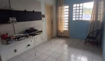 Vendo Casa dentro de Condomínio com 3 quartos