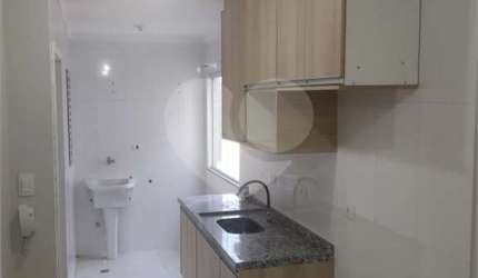 Apartamento à venda com 33m² - Tatuapé.