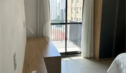 Apartamento mobiliado para locação em Moema.