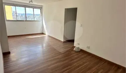 Apartamento-São Paulo-SANTANA | Ref.: REO1055309
