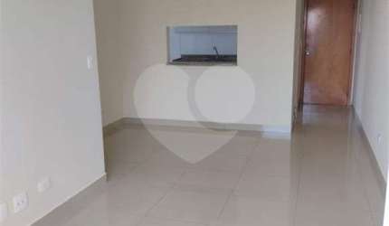 Apartamento para locação com 70m²  - Centro