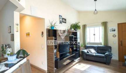 Casa para venda em Jardim Ipê de 80.00m² com 3 Quartos, 1 Suite e 3 Garagens