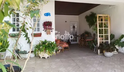 Casa para venda em Vila Mogilar de 153.00m² com 4 Quartos e 2 Garagens