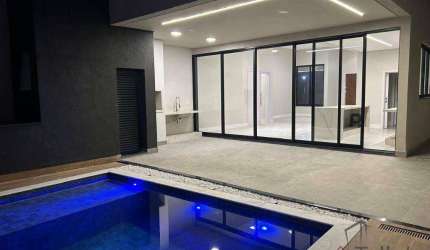 Casa de Condomínio para venda em Alphaville Nova Esplanada 4 de 261.00m² com 3 Quartos, 3 Suites e 6 Garagens